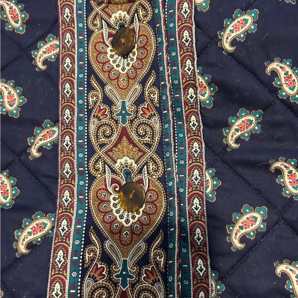 Vera Bradley Navy Blue Paisley Print
Quilted Jacket size medium - Picture 7 of 9